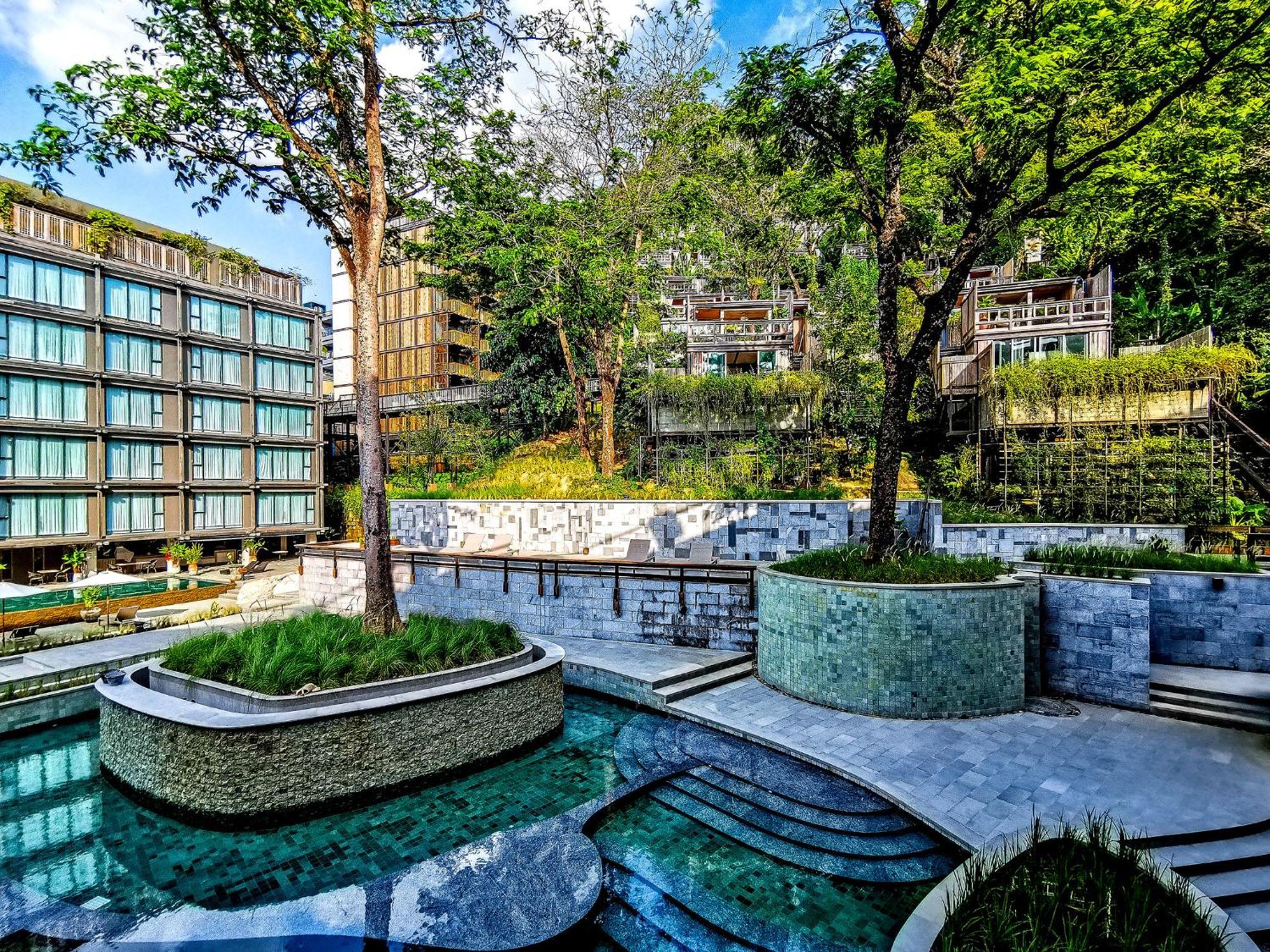 Dinso Resort & Villas Phuket, Vignette Collection By Ihg Patong Exterior foto