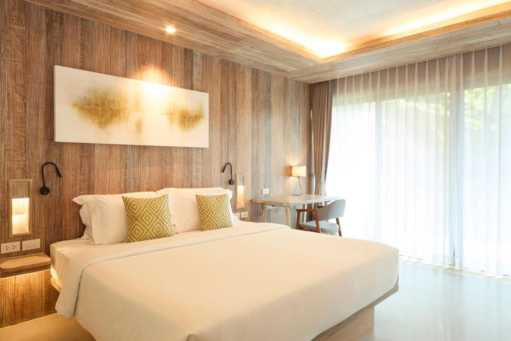 Dinso Resort & Villas Phuket, Vignette Collection By Ihg Patong Exterior foto