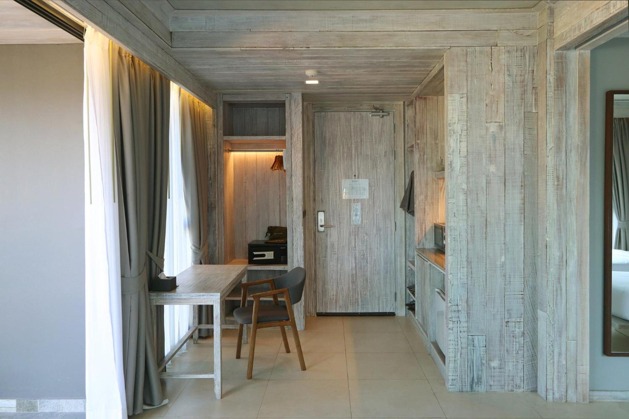 Dinso Resort & Villas Phuket, Vignette Collection By Ihg Patong Exterior foto