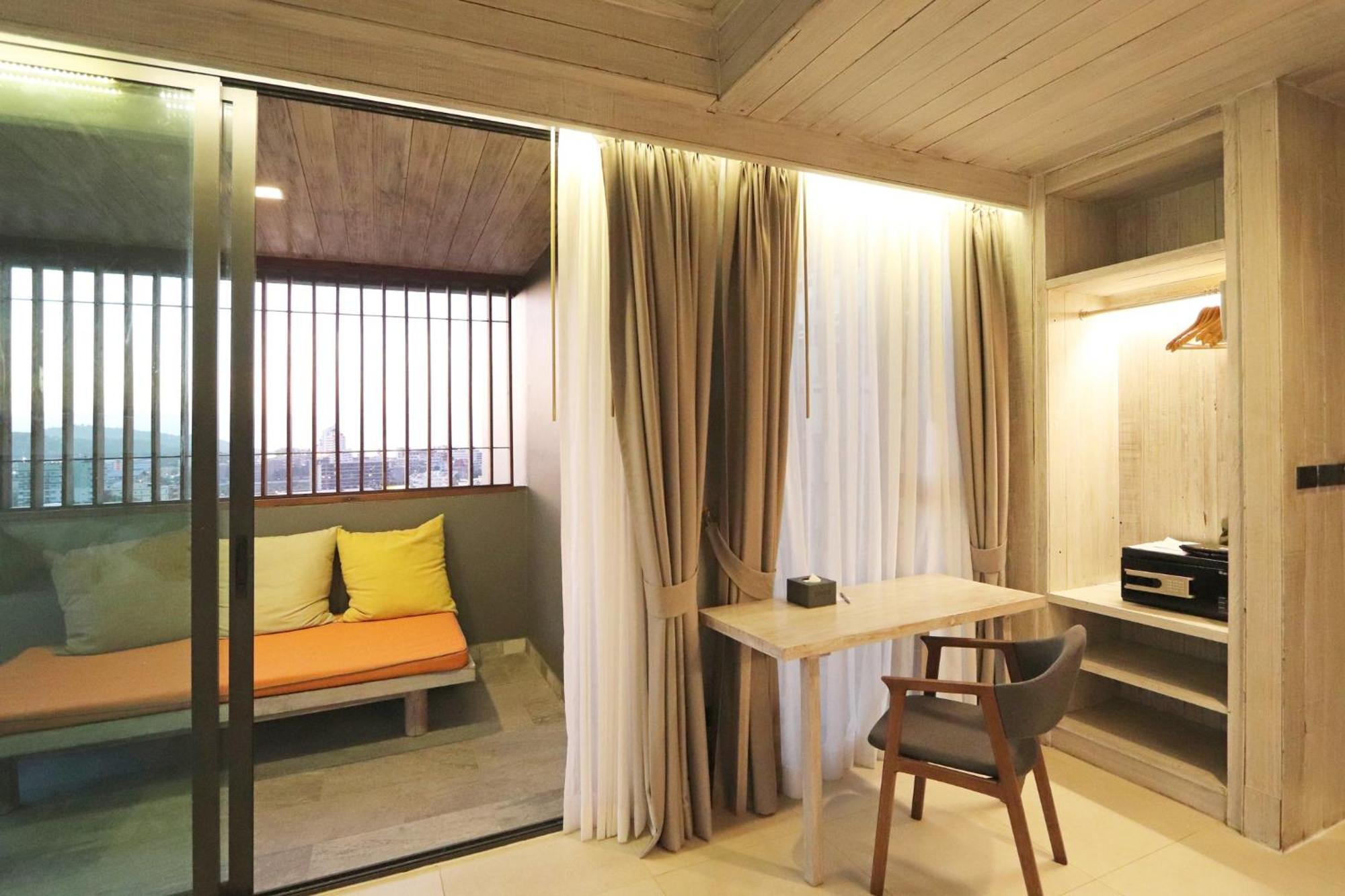 Dinso Resort & Villas Phuket, Vignette Collection By Ihg Patong Exterior foto